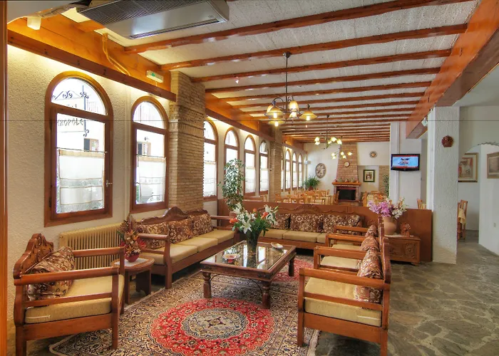 Acropole Delphi City Hotel